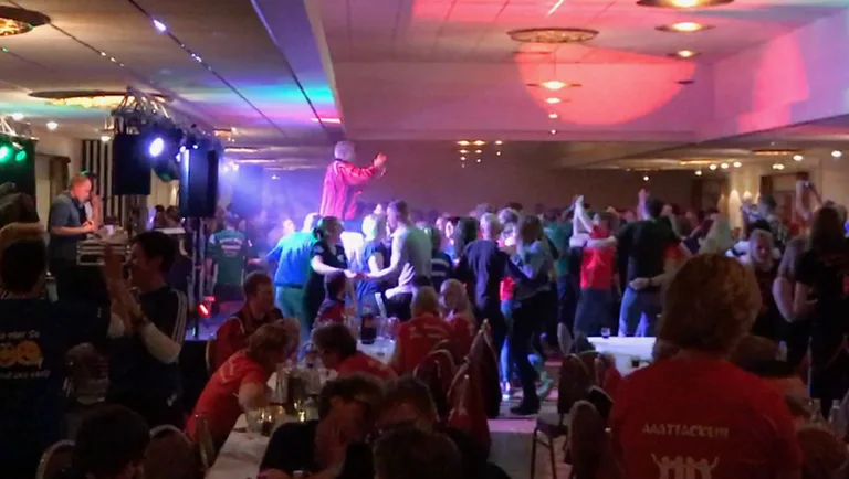 Der Grosse Bosslerball – Beleuchtung und Beschallung, Party-DJ